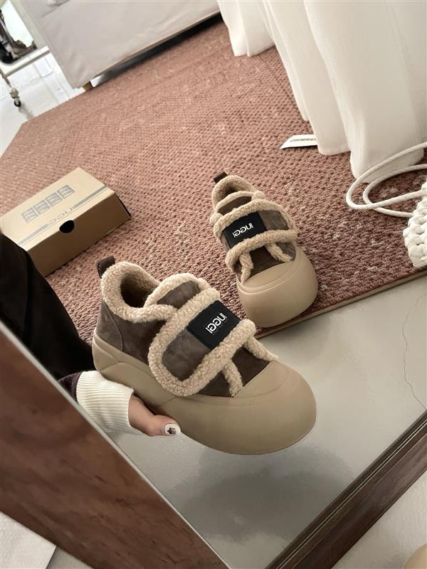 2025126111811267 270